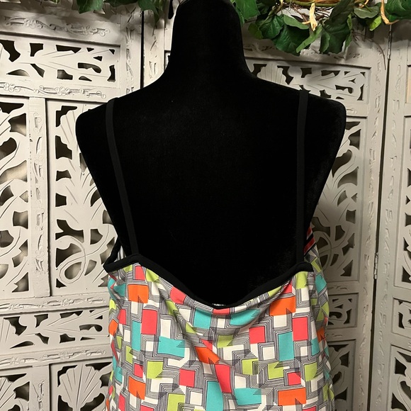 SCARLETT SASSY BLACK PINK & MULTICOLOR GEOMETRIC DESIGN SLEEVELESS MAXI DRESS - Picture 6 of 8